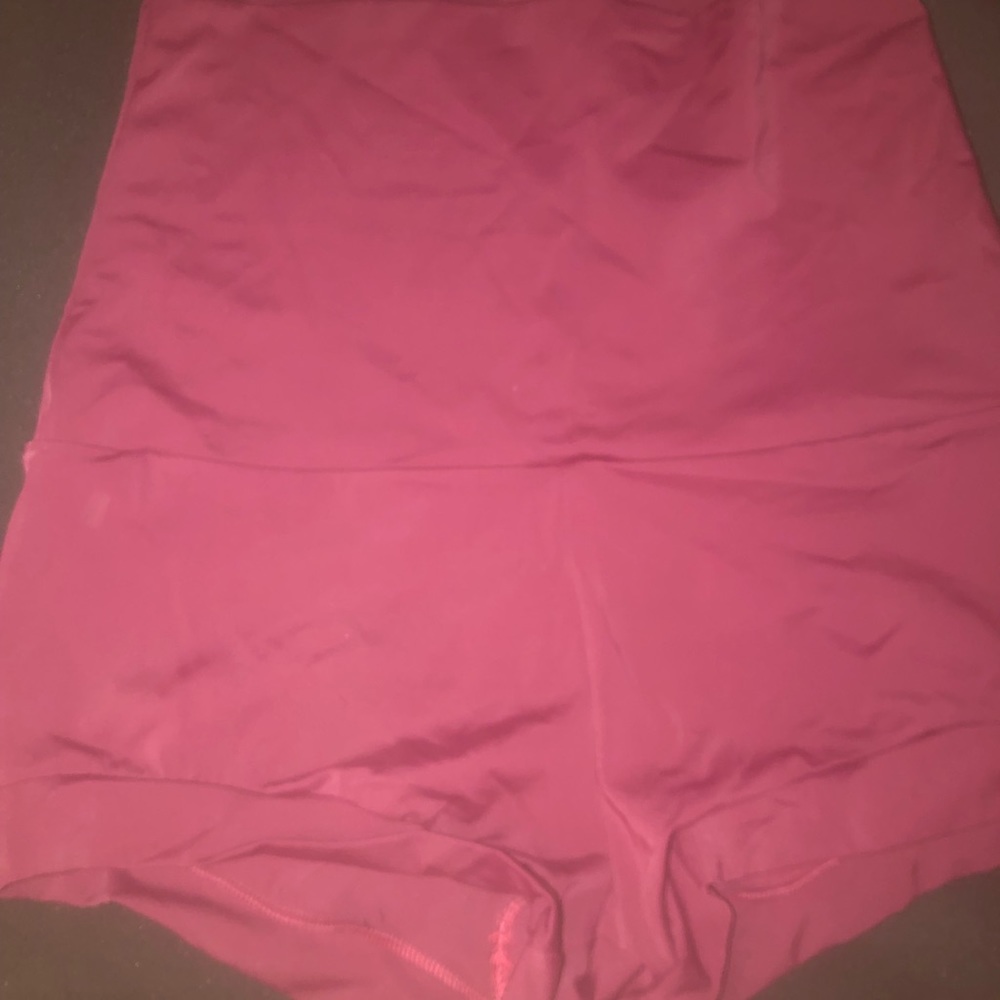 maroon dance practice outfit